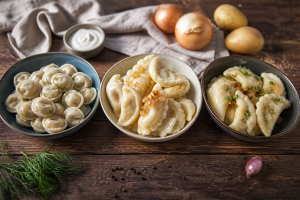 Pelmeni vs Vareniki vs Pierogi : Quelles sont les différences entre ces raviolis slaves ?